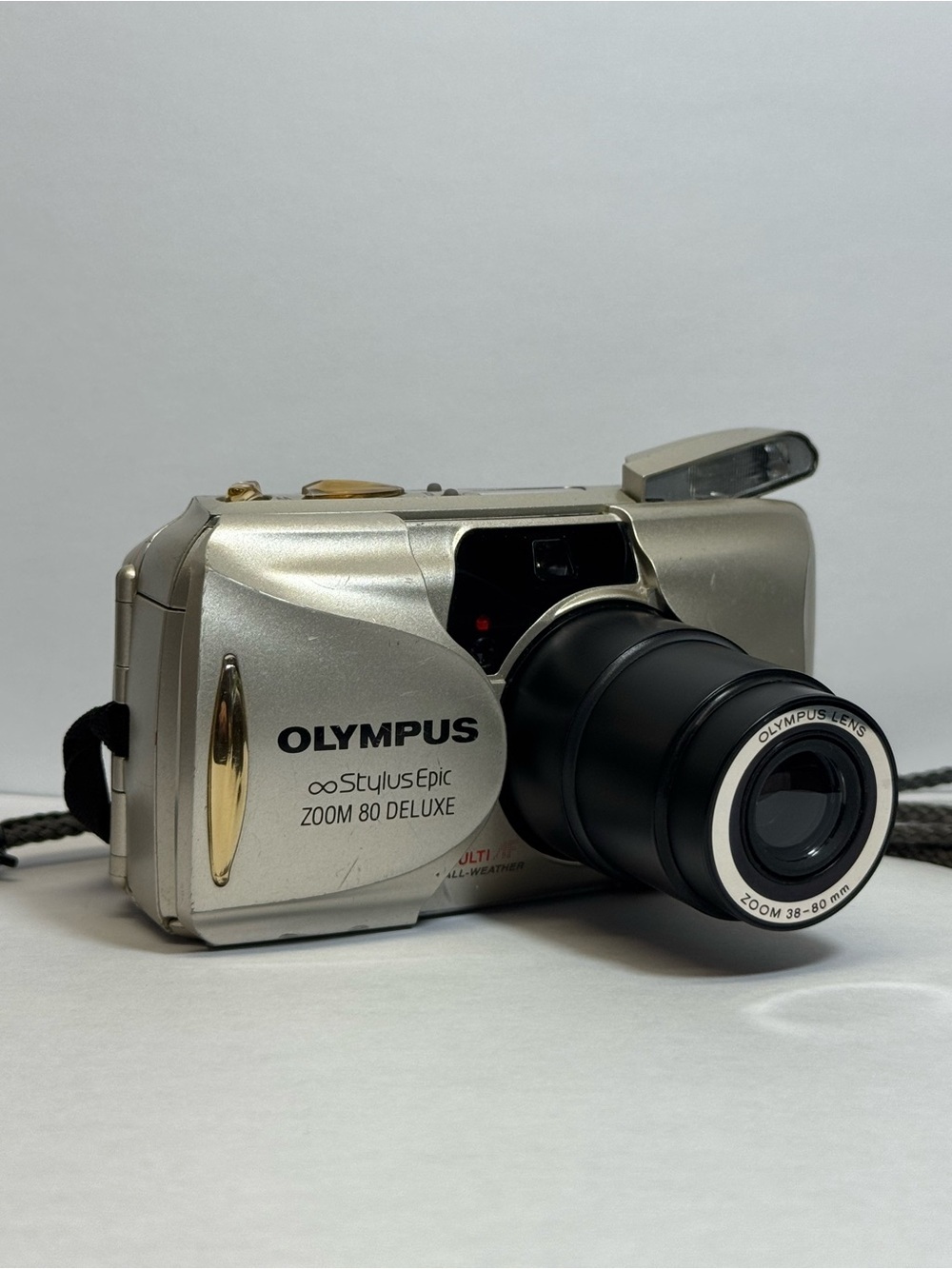 Olympus Infinity Stylus Epic Zoom 80 Deluxe 35mm Point & Shoot Camera READ